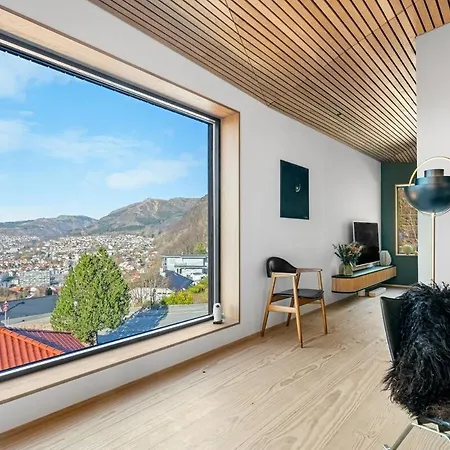 Βίλα In The Hollywood Hills Of With Breathtaking Views Μπέργκεν