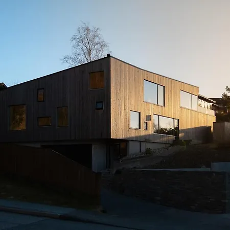 In The Hollywood Hills Of With Breathtaking Views 빌라 베르겐