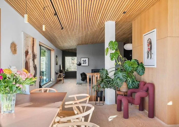 In The Hollywood Hills Of With Breathtaking Views * 베르겐