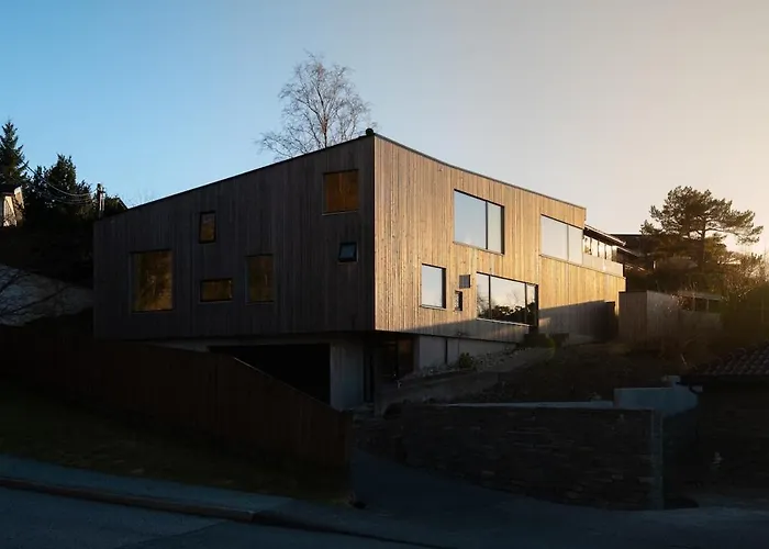 In The Hollywood Hills Of With Breathtaking Views 빌라 베르겐