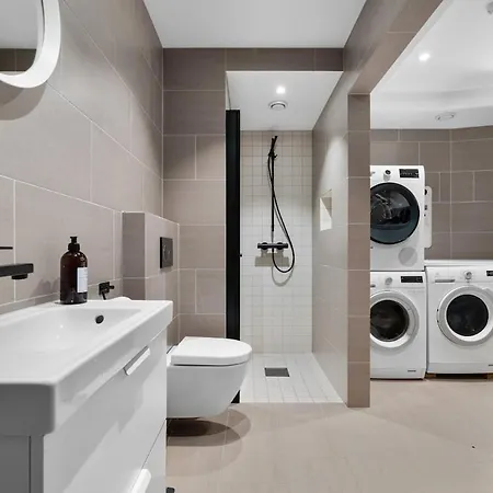 Вілла In The Hollywood Hills Of With Breathtaking Views Берген