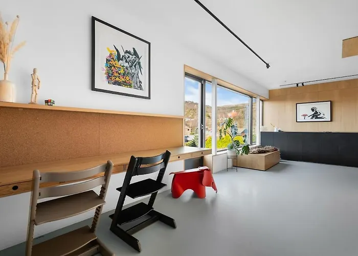 In The Hollywood Hills Of With Breathtaking Views Villa Bergen