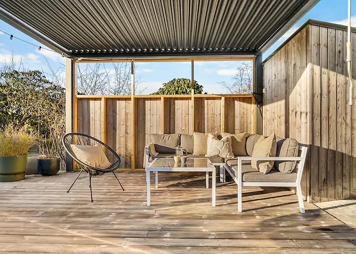 Villa In The Hollywood Hills Of With Breathtaking Views